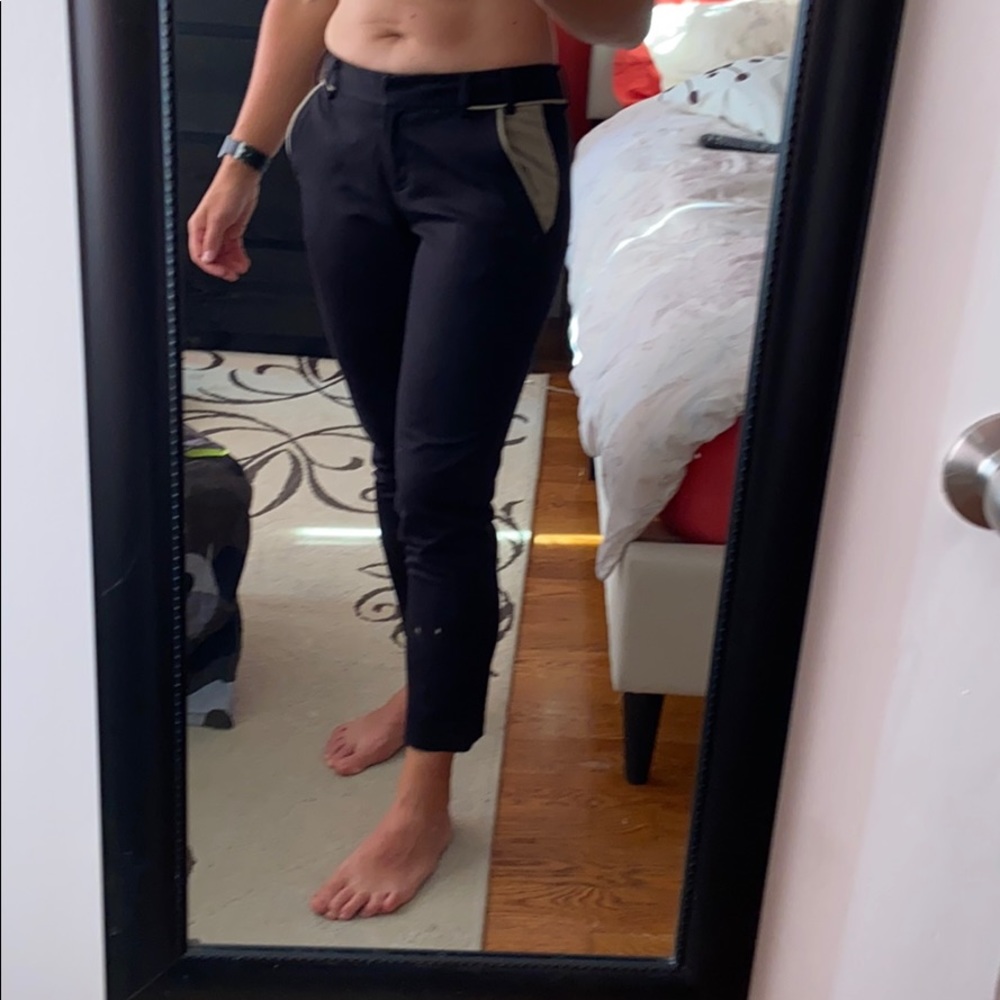 Tahari Capri slacks